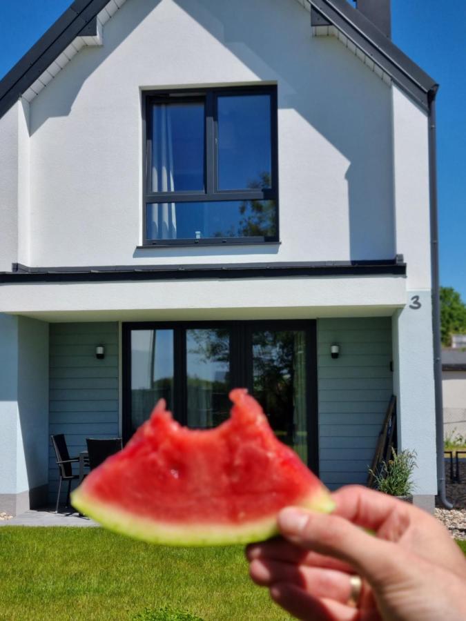 Siedlisko Na Wydmach, Domki Klimatyzowane Leba Luaran gambar